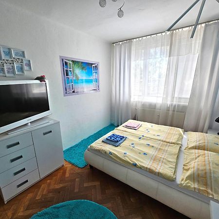 Cozy Blue Apartment Presov Ngoại thất bức ảnh